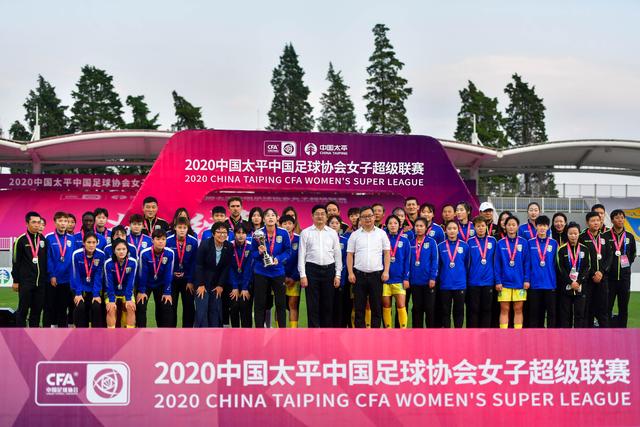 火箭新赛季展现何种趋势？乌度卡与杜兰特的意见相左